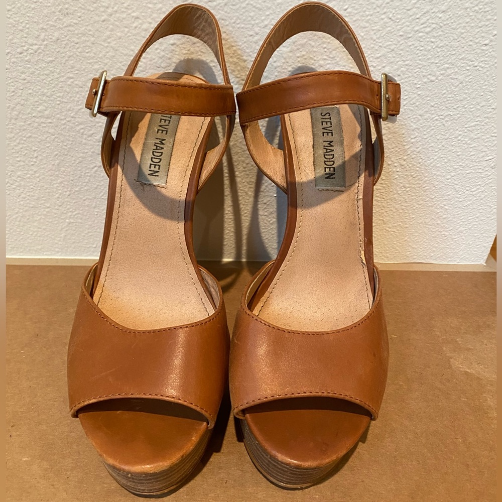 Steve Madden Dynamite Platform Pump